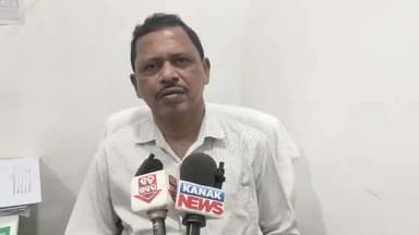 ଲକ୍ଷ୍ମୀପୁର: କୋଡିଙ୍ଗା ମାଳିରୁ ୬ ମିଲିୟନ ମେଟ୍ରିକ ଟନ୍ ଖଣି ଖନନକୁ ସମର୍ଥନରେ ଅଞ୍ଚଳବାସୀଙ୍କ ଦାବିପତ୍ର ପ୍ରଦାନ ସୂଚନା ଦେଲେ ଓଏମସି ଡେପୁଟି ମ୍ୟାନେଜର