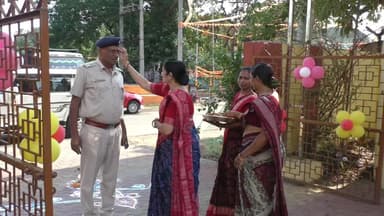 ଦେବଗଡ: ଜିଲ୍ଲାର ସମସ୍ତ ଥାନାରେ କିଶୋର, କିଶୋରୀଙ୍କ ସୁରକ୍ଷା ପାଇଁ ପୁଲିସ ପକ୍ଷରୁ ‘ଜୁଭେଣ୍ଟିକା’ ଶିବିର