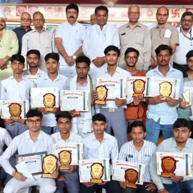 सफलता के पायदान तय करने के लिए कठोर परिश्रम जरूरी है: विधायक मुलचंद निरंजन
समारोह आयोजित कर मेधावियों को सम्मानित किया ...