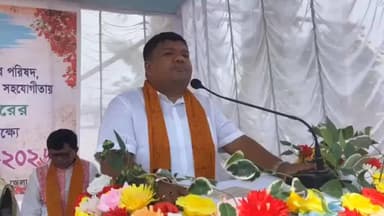উদয়পুর: মাতাবাড়ি বাইপাস রোড এলাকায় বিশ্বকবি রবীন্দ্রনাথ ঠাকুরের জন্মজয়ন্তী উপলক্ষে প্রভাতী কবি প্রণাম অনুষ্ঠান