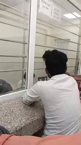 sarkari pospital nowgong ki subidha ye h din bhar mai 50 parche hi kat pate h or sabhi rogiyo ko privet hospital mai jan