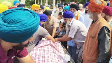 ਆਨੰਦਪੁਰ ਸਾਹਿਬ: ਵਿਦੇਸ਼ੀ ਧਰਤੀ ਕੁਵੈਤ ਵਿਖੇ ਪਿੰਡ ਚੰਦਪੁਰ ਬੇਲਾ ਦੇ ਨੌਜਵਾਨ ਦੀ ਦਿਲ ਦੀ ਗਤੀ ਰੁਕਜਾਣ ਕਾਰਨ ਹੋਈ ਮੌਤ ਕੀਤਾ ਗਿਆ ਅੰਤਿਮ ਸੰਸਕਾਰ