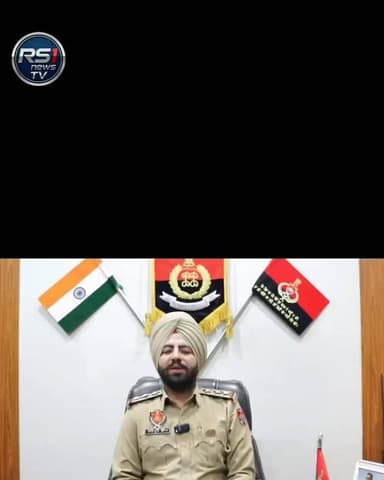 SOG COMMANDOS ਅਤੇ ਲੋਕਲ ਪੁਲਿਸ ਵੱਲੋਂ ਗਸਤ ਦੌਰਾਨ ਇੱਕ ਨਵੇਂ ਤਰੀਕੇ ਦੀ ਗੱਡੀ ਕਾਬੂ ਕੀਤੀ ਹੈ ਇਸ ਗੱਡੀ ਵਿੱਚ ਸ਼ਰਾਬ ਦੀ ਭੱਠੀ ਬਨਾਈ ਹੋਈ, ਇਸ...