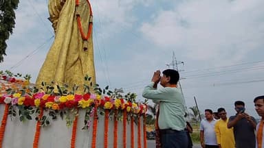 বিশ্বকবি রবীন্দ্রনাথ ঠাকুরের জন্মজয়ন্তী উপলক্ষে উদয়পুরে প্রভাতী কবি প্রণাম!