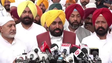 ਫਤਿਹਗੜ੍ਹ ਸਾਹਿਬ: ਪੰਜਾਬ ਦੇ ਮੁੱਖ ਮੰਤਰੀ ਭਗਵੰਤ ਸਿੰਘ ਮਾਨ 'ਸ਼ੁਕਰਾਨਾ ਯਾਤਰਾ' ਦੀ ਸਮਾਪਤੀ ਮੌਕੇ ਗੁਰਦੁਆਰਾ ਸ੍ਰੀ ਫਤਹਿਗੜ੍ਹ ਸਾਹਿਬ ਵਿਖੇ ਨਤਮਸਤਕ ਹੋਏ
