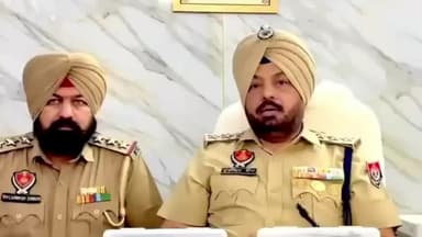 ਅੰਮ੍ਰਿਤਸਰ 2: ਸੁਲਤਾਨਵਿੰਡ ਪੁਲਿਸ ਨੇ ਦੋ ਨੌਜਵਾਨਾਂ ਨੂੰ ਦੋ ਨਾਜਾਇਜ਼ ਪਿਸਤੋਲਾਂ ਦੇ ਨਾਲ ਕੀਤਾ ਗਿਰਫਤਾਰ