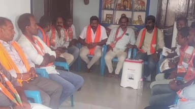 ధర్మపురి: ప్రధాని నరేంద్ర మోడీ బహిరంగ సభ పాల్గొని విజయవంతం చేయండి-బిజెపి ఎస్సీ సెల్ రాష్ట్ర ప్రధాన కార్యదర్శి ఓరగంటి చంద్రశేఖర్