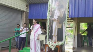 কলকাতা: “লেফটিস্ট, আলট্রা লেফটিস্ট সবাইকে চাই”, কালীঘাট থেকে বার্তা মমতার