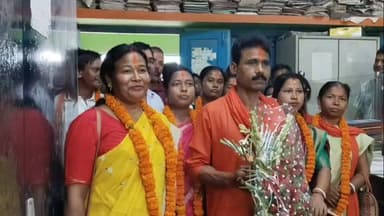 📍পচাগড় গ্রাম পঞ্চায়েতের বিজেপি সদস্যদের সম্মান জানিয়ে দপ্তরে প্রবেশ করাল দলীয় নেতৃত্ব
#BJP #Mathabhanga #Pachagarh #Co...