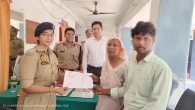 थाना समाधान दिवस के अवसर पर थाना जफराबाद में जिलाधिकारी जौनपुर व वरिष्ठ पुलिस अधीक्षक जौनपुर द्वारा की गई सुनवाई-
https:...