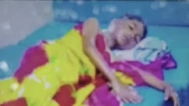पानीपत: थाना किला क्षेत्र के अशोक विहार कॉलोनी में छत पर खेल रहे दो मासूम भाई हाईटेंशन लाइन की चपेट में आने से झुलसे