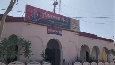 खेतड़ी: खेतड़ी में बंद मकानों को निशाना बनाने वाले शातिर चोर को किया गिरफ्तार, चोरी के जेवरात और CCTV सामान बरामद