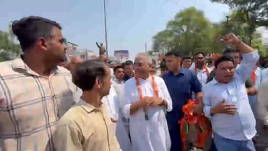 #Alwar केंद्रीय मंत्री श्री भूपेंद्र यादव ने संविधान निर्माता बाबा साहेब अंबेडकर की प्रतिमा पर किया माल्यार्पण
#अलवर #r...