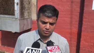 जनगणना के संबंध में डीएम प्रयागराज मनीष वर्मा ने दी जानकारी