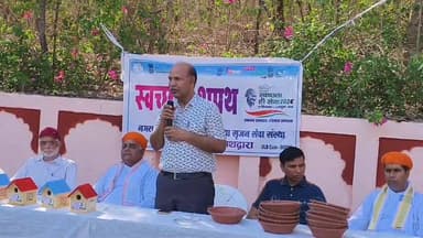नाथद्वारा के परिक्रमा मार्ग पर सफाई कर पौधरोपण किया
#nathdwaranews #mothersday
श्रीनाथजी मंदिर के तिलकायत राकेश महाराज...