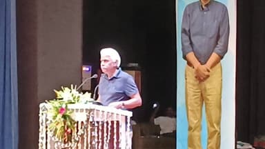 राष्टवाद संगोष्ठी
श्री पुष्पेन्द्र कुलश्रेष्ठ जी
भागलपुर बिहार