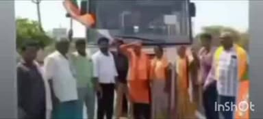 పెద్దవూర: పరేడ్ గ్రౌండ్ కు బిజెపి బహిరంగ సభకు తరలి వెళ్లిన సాగర్ బిజెపి నాయకులు