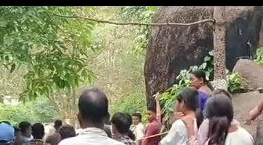 ডিফু: কাৰ্বি আংলঙৰ চিলনী নদীত যুৱক নিৰুদ্দেশ,যুৱকক বিচাৰি উদ্ধাৰ অভিযান চলি আছে 𝐍𝐑𝐅 বাহিনীৰ