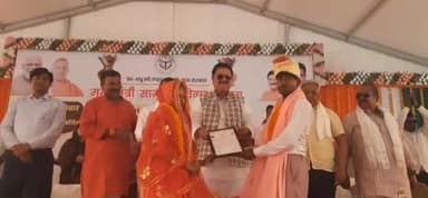 पिंड्रा: बड़ागांव में वैदिक मंत्रोच्चारण के साथ 183 जोड़ो का सामूहिक विवाह करवाया गया, जनप्रतिनिधियों ने दिया आशीर्वाद
