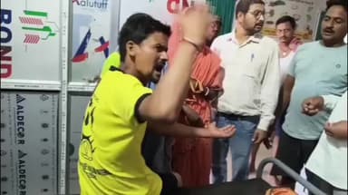 बरहेट: पचकठिया बाजार पोखर में स्नान करने गए युवक को सांप काटने की आशंका, सीएचसी बरहेट में हुआ उपचार