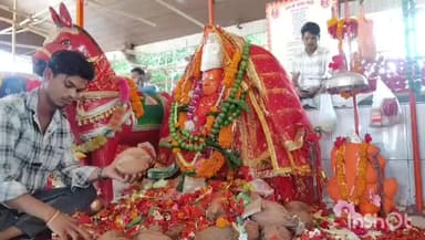 धमतरी: छत्तीसगढ़ के प्रसिद्ध माँ अंगारमोती मंदिर में घट रही अजीब घटनाएं, माता ने पुजारी के स्वप्न में आकर बताया कारण