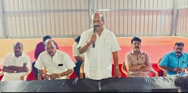 பல்லாவரம்: பல்லாவரம் கண்டோன்மென்ட் பகுதியில் கட்சி நிர்வாகிகளுக்கு முன்னாள் அமைச்சர் தா மோ அன்பரசன் நன்றி தெரிவித்தார்