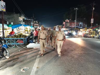 #SP_Bhadohi के कुशल निर्देशन व #ASP_Bhadohi के प्रभावी पर्यवेक्षण में जनपद भदोही में शांति एवं कानून व्यवस्था के दृष्टिग...
