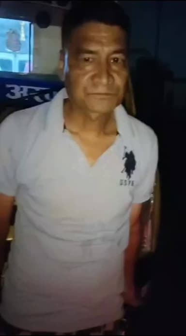ब्रेकिंग न्यूज़ ✍️
लखनऊ खबर
*प्रदेश की राजधानी में अंतरराष्ट्रीय स्तर पर चल रही मरीजों की दलाली*
*नेपाल के लाकर कुछ द...