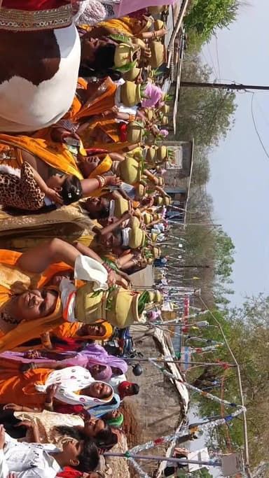 ग्राम निमोन में मां गंगा एवं संत शिरोमणि गुरु रविदास जी की प्रतिमा का हुआ भव्य अनावरण
ग्राम निमोन में धार्मिक आस्था और श...