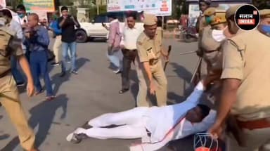 उत्तर प्रदेश में समाजवादी पार्टी के कार्यकर्ताओं पर बरसाए गए लाठी #salamindia18 #trendingnews #video #viral #trending #v...
