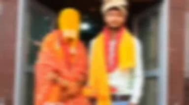 खागा: खागा गैंगरेप पीड़िता ने मंदिर में रचाई शादी, मंगेतर ने कहा- साथ जीने-मरने की खाई थी कसम, पत्नी का नहीं छोड़ेगा साथ