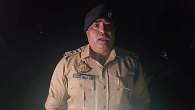 #HardoiPolice
दिनांक 10.05.2026 को थाना लोनार क्षेत्रान्तर्गत ग्राम चिमना स्थित आशीष ईट भट्टे पर ईट की पथाई करने वाले इ...