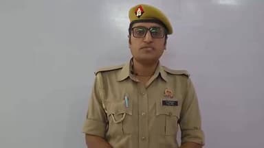 *पुलिस के घर पुलिस की दबिश!! महकमे का भ्रष्टाचार उजागर करने वाले सिपाही की मुसीबतें शुरू!! आधी रात को घर में घुस आई पुलि...