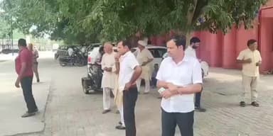 बागपत: अमीनगर सराय के निकट कार और ट्रैक्टर-ट्राली की भिड़ंत, हादसे में कार चालक अजय शर्मा की हुई मौत