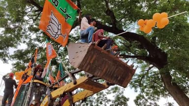 ময়ূরেশ্বর ২: ষাটপলসায় বিজেপি কর্মী সমর্থকদের উচ্ছ্বাস