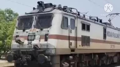 रानीगंज: फतनपुर में ट्रेन से कटकर अज्ञात व्यक्ति की मौत, हावड़ा-अमृतसर पंजाब मेल आधे घंटे रुकी रही, पुलिस ने शव को ट्रैक से हटाया