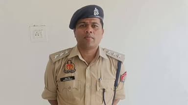 #BijnorPolice
थाना कोतवाली शहर क्षेत्रान्तर्गत लाइफ लाइन अस्पताल में फायरिंग/अभद्रता की घटना पर स्थानीय पुलिस द्वारा की ...