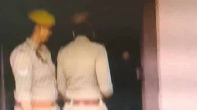 बुलंदशहर: पिता ने 5 साल तक नाबालिक बेटी से किया रेप, शिकायत करने पर प्रधान ने भी बनाया हवस का शिकार, SSP से न्याय की लगाई गुहार