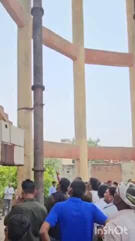 भरतपुर: भरतपुर के मथुरा गेट थाना पुलिस की कार्यशैली से नाराज तीन महिलाएं पानी की टंकी पर चढ़ गईं