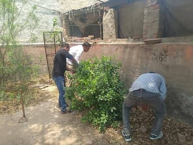 भूमि विकास बैंक परिसर में चला सफाई अभियान, अधिकारियों ने किया श्रमदान
नोहर। सहकारिता विभाग द्वारा चलाए जा रहे विशेष सफाई...
