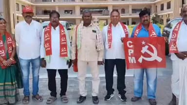 నిర్మల్: మొక్కజొన్న, జొన్న, వరి ధాన్యం వెంటనే కొనుగోలు చేయాలని డిమాండ్ చేస్తూ సీపీఎం పార్టీ ఆధ్వర్యంలో కలెక్టరేట్ ఎదుట ధర్నా