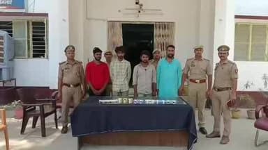 फतेहपुर: अन्दौली में 17 दिन पहले हुई चोरी का सदर कोतवाली पुलिस ने किया खुलासा, चार शातिर चोर पकड़े, जेवरात और नगदी की बरामदगी