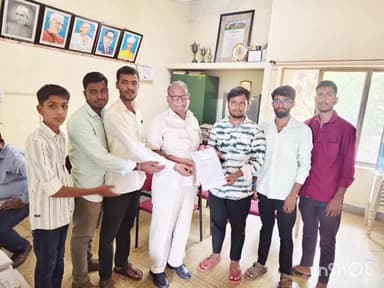 ಹಾವೇರಿ: ನಗರದಲ್ಲಿ ಜಿಲ್ಲಾ ಶಿಕ್ಷಣ ಉಪ ನಿರ್ದೇಶಕರಿಗೆ ಎಸ್ ಎಫ್ ಐ ಮನವಿ