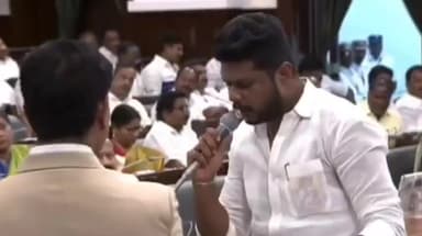புதுக்கோட்டை: சட்டமன்ற உறுப்பினராக தமிழக வெற்றிக் கழகத்தின் முகமது பர்வேஸ் தலைமைச் செயலகத்தில் பொறுப்பேற்றுக் கொண்டார் TVK அலுவலகம் தகவல் வெளியீடு
