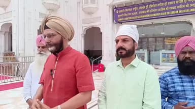 ਅੰਮ੍ਰਿਤਸਰ 2: ਭਾਜਪਾ ਨੇਤਾ ਪਹੁੰਚੇ ਸ਼੍ਰੀ ਹਰਿਮੰਦਰ ਸਾਹਿਬ ਬੇਅਦਬੀ ਦੇ ਕਾਨੂੰਨ ਨੂੰ ਲੈ ਕੇ ਪੰਜਾਬ ਦੇ ਮੁੱਖ ਮੰਤਰੀ ਤੇ ਸਾਧਿਆ ਨਿਸ਼ਾਨਾ
