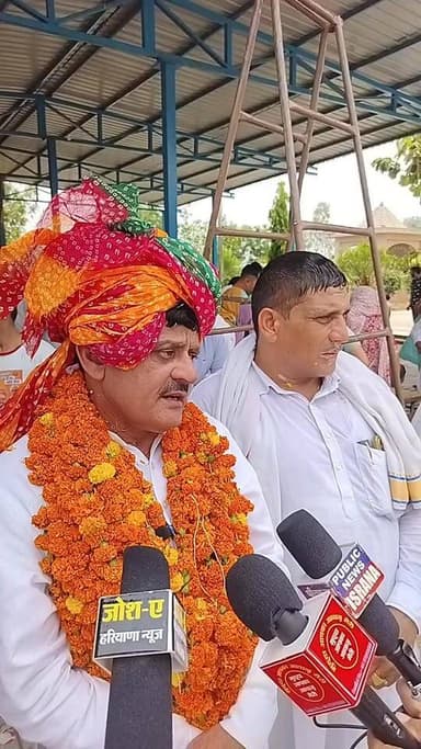 बुआना लाखू गांव मे नेत्रदान शिविर का आयोजन, सेकडो लोगो ने कराया चेकअप, हजारों लोगों का करवा चुके निशुल्क ओपरेशन