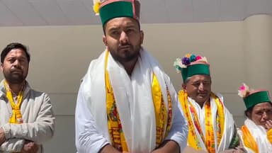 कल्पा: ख्वाँगी वार्ड से सोमवार दोपहर 2 बजे इंद्र नेगी ने भरा नामांकन, रिकांगपीओ के मंच से किया लोगों को संबोधित