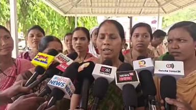ଉମରକୋଟ: ବିଭିନ୍ନ ଫଣ୍ଡ ର ଅପଵ୍ୟବହାର ହେଉଥିବା ଅଭିଯୋଗରେ ଉମରକୋଟ ବ୍ଲକ ରେ ତାଲା ପକାଇ ମତ ଦେଲେ ବ୍ଲକ ଅଧକ୍ଷା ସୁଶୀଳା ମାଝୀ