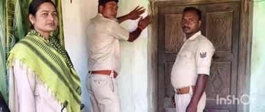 हरलाखी: खिरहर थाना पुलिस ने कुर्की जब्ती के लिए फरार आरोपी के घर पर इश्तेहार चिपकाया