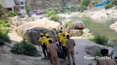 बेतालघाट: खैरना-रानीखेत पुल के पास खाई में मिला गार्ड का शव, क्षेत्र में मची सनसनी